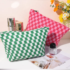 Trousse de maquillage SOIDRAM vue latérale avec motifs à carreaux