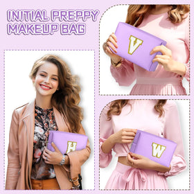 Trousse de maquillage TOPEAST dans une valise de voyage