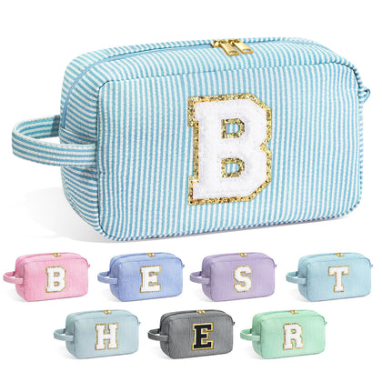 Trousse de maquillage YOOLIFE personnalisée avec initiale bleue vue de face