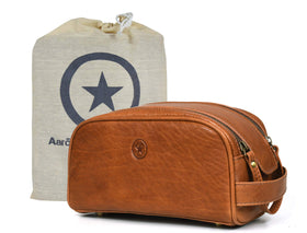 Trousse de toilette en cuir AARON vue de face avec doublure étanche