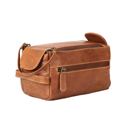 Trousse de toilette en cuir de buffle KomalC, vue de face