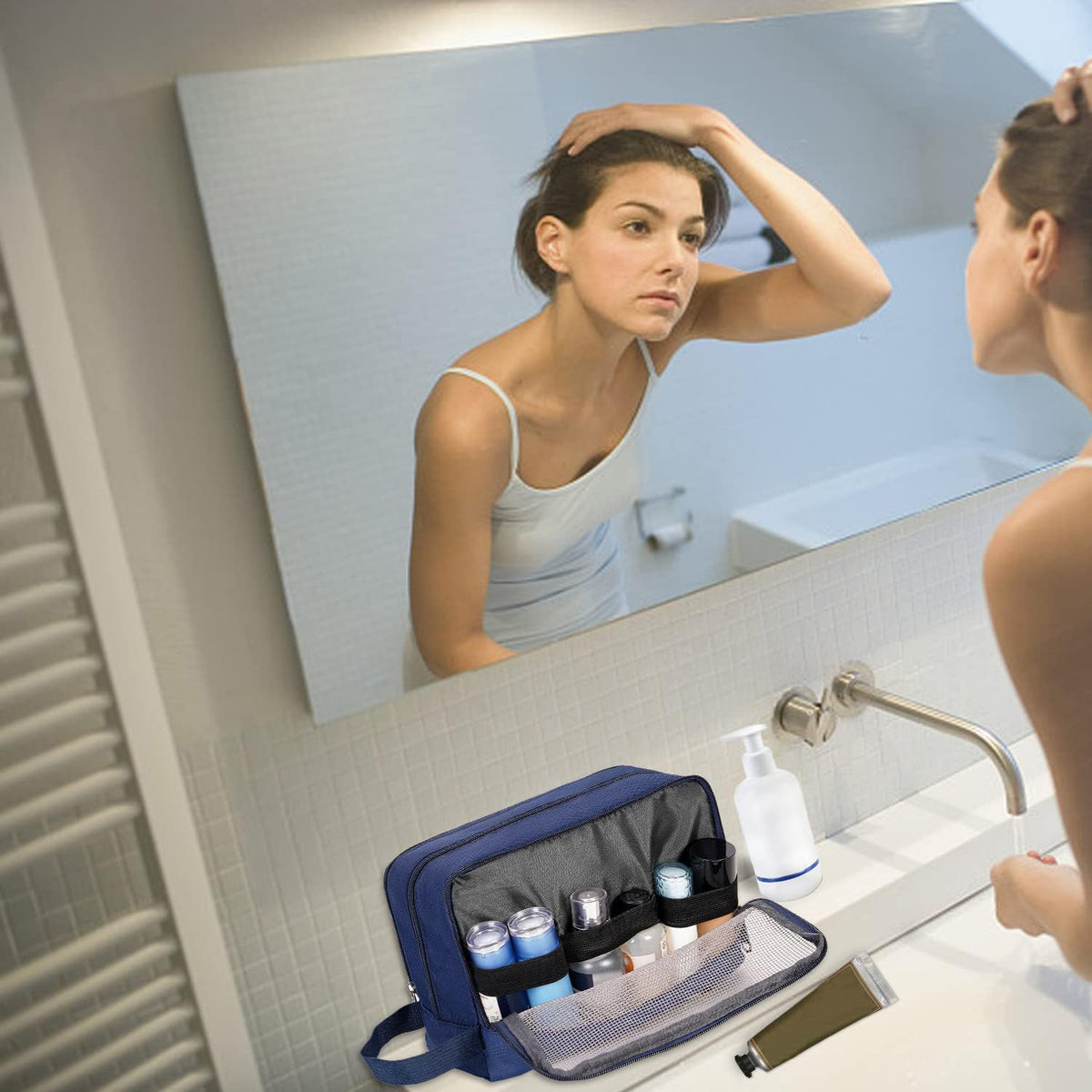 Trousse de Toilette WANDF avec produits de toilette à l'intérieur
