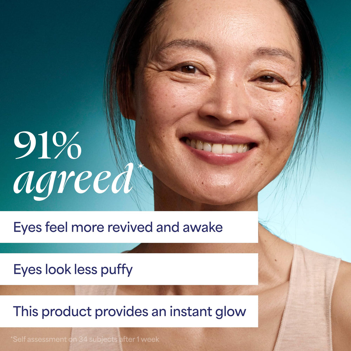 TULA Spresso Baume Énergisant pour les Yeux en usage