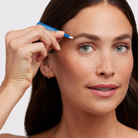 Tweezerman Mini Pince à Épiler Bahama Blue avec embout pointu