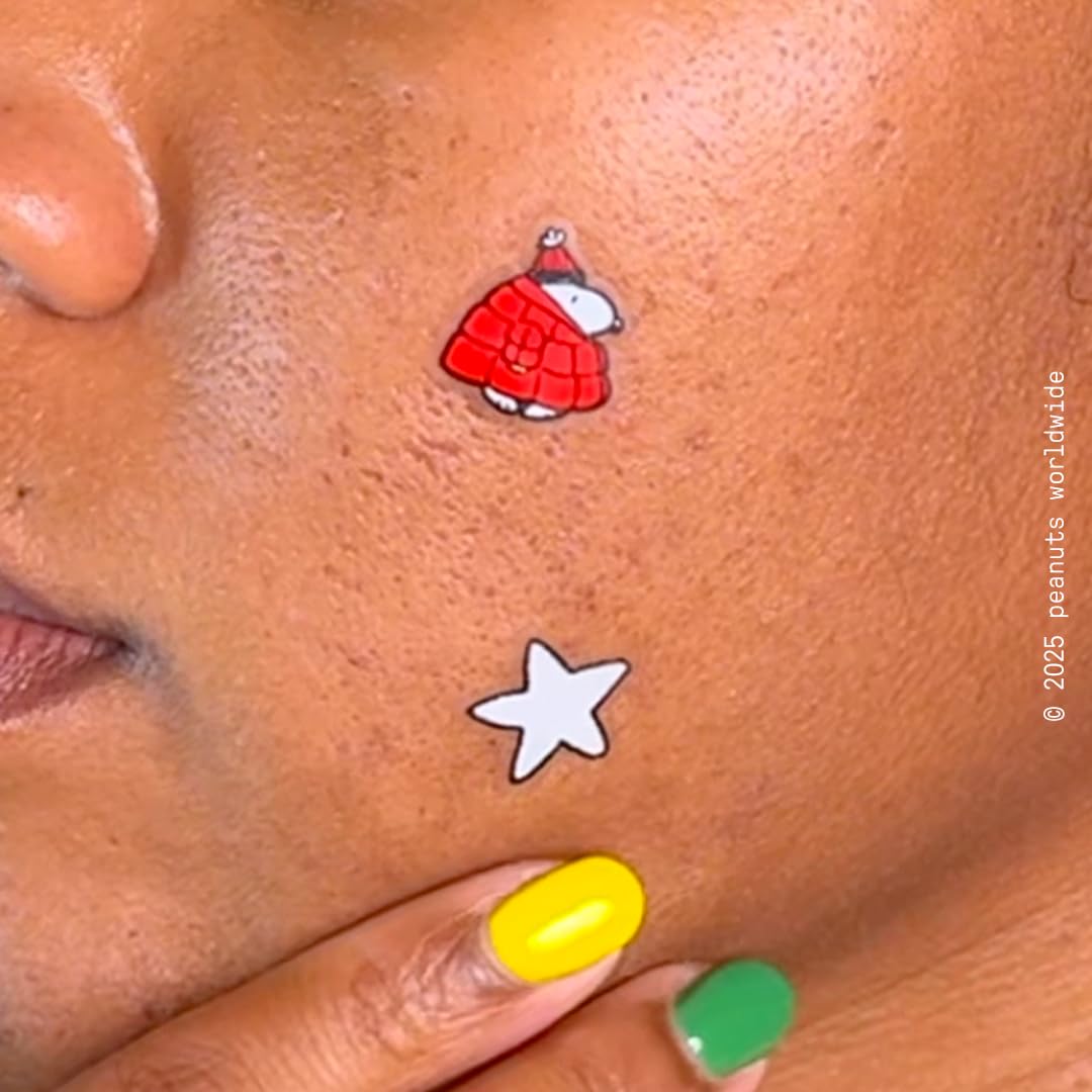Utilisation des patchs Hydro-Star® Snoopy sur le visage