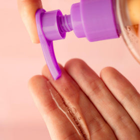 Utilisation du gel auto-bronzant B.TAN sur le visage