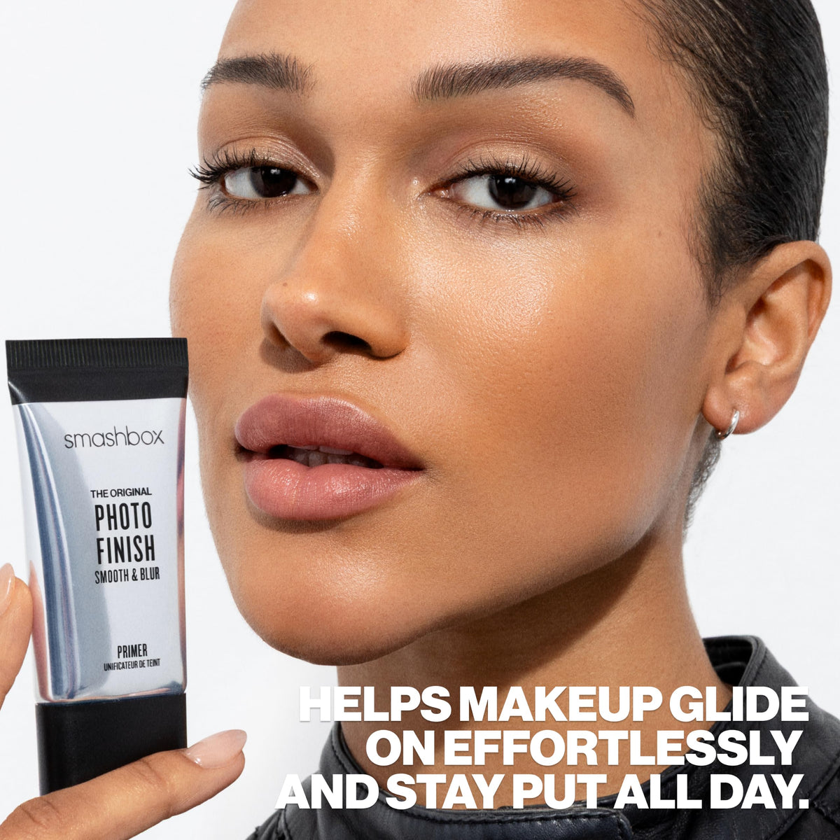 Utilisation du Smashbox Primer Lissant avant le maquillage