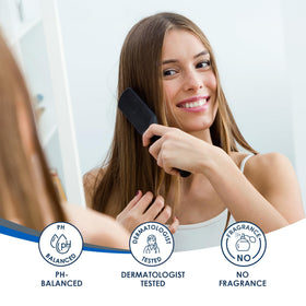 Vanicream Shampoo 400g en utilisation sur des cheveux mouillés