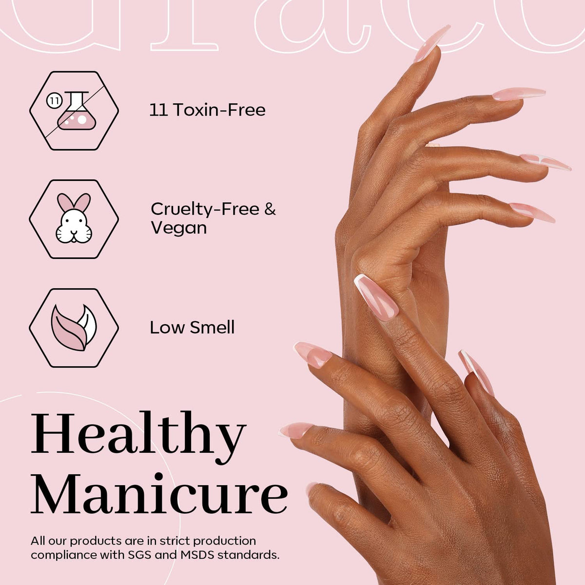 Vernis à ongles gel jelly rose modelones à côté de produits de nail art
