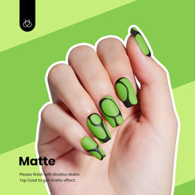 Vernis à ongles gel vert lime avec lumière UV