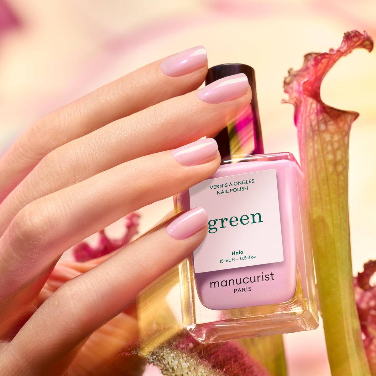 Vernis à ongles Manucurist Halo Milky Mauve avec pinceau de qualité