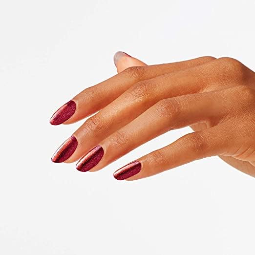 Vernis à ongles OPI I’m Really an Actress appliqué sur des ongles