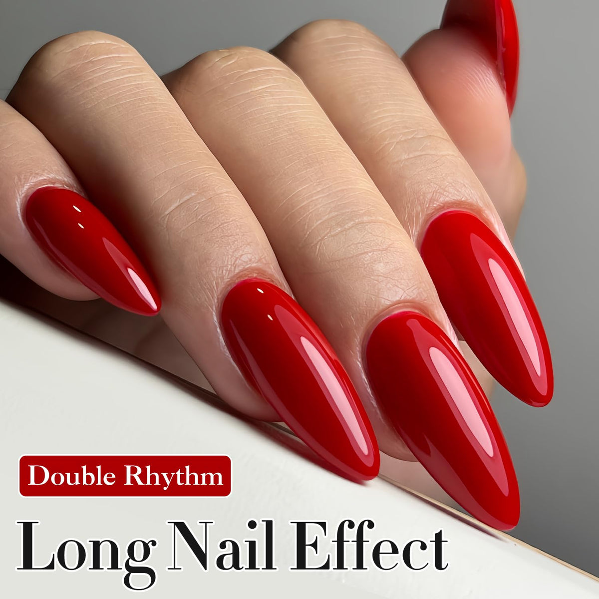 Vernis gel Double Rhythm 15ml rouge A1399 sur une surface de manucure
