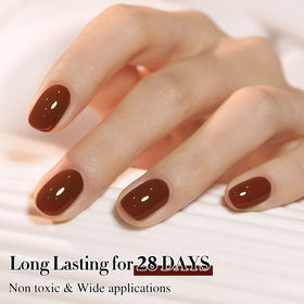 Vernis gel Double Rhythm en application sous lampe UV