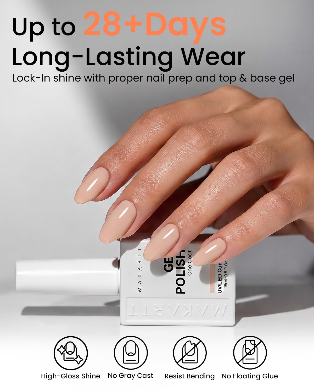 Vernis gel Makartt nude avec des accessoires de nail art
