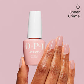 Vernis OPI GelColor Put It in Neutral sur une table