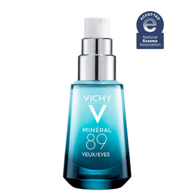 VICHY Sérum Minéral 89 pendant une routine de soins