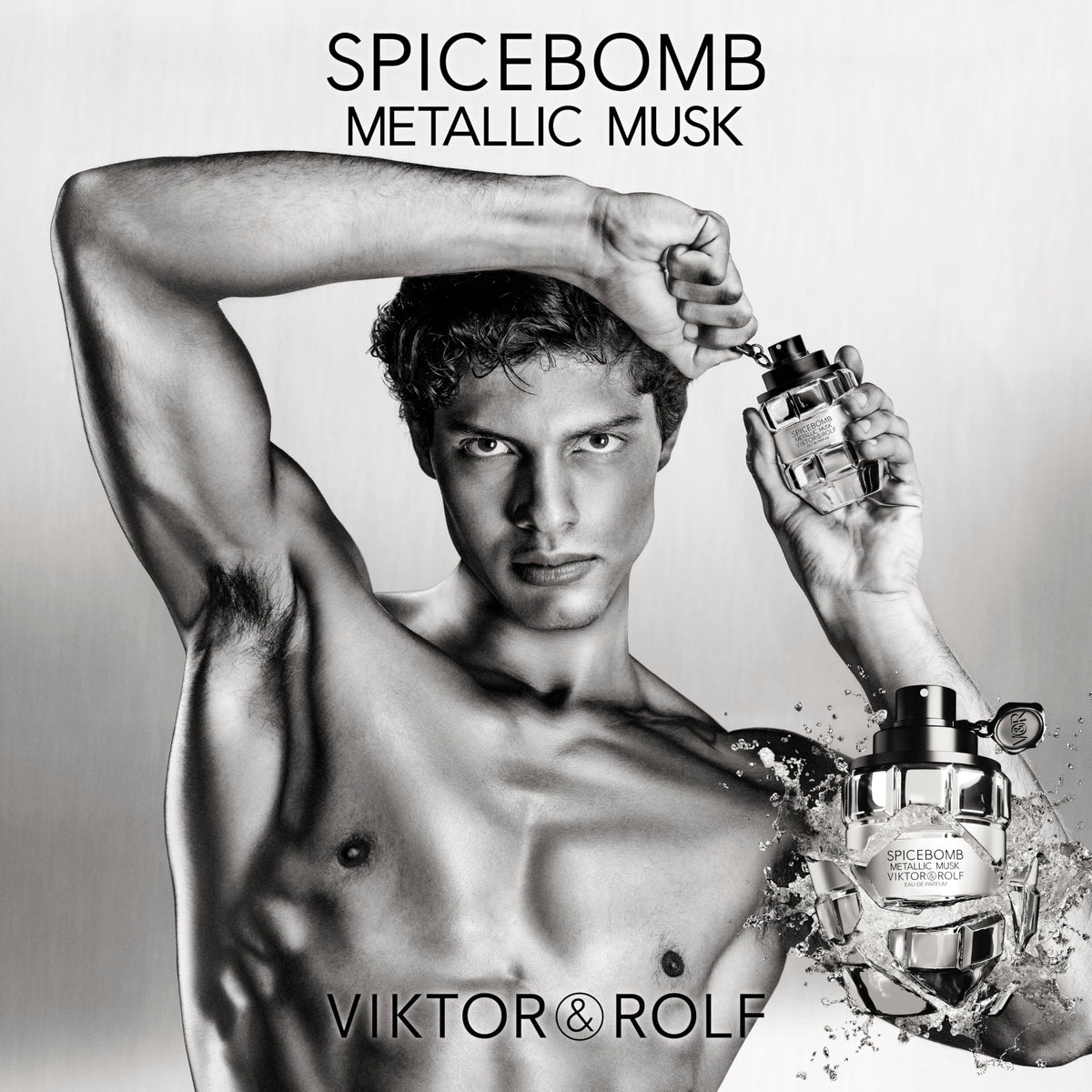 Viktor&Rolf Spicebomb Metallic Musk avec des accessoires pour homme