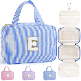 Vue avant de la trousse de toilette TOPEAST bleue avec initiale E