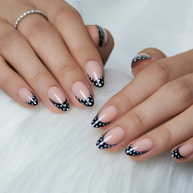Vue de face des faux ongles CurvLife avec finition brillante