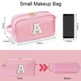 Vue de près de la lettre initiale en chenille sur la trousse YOOLIFE