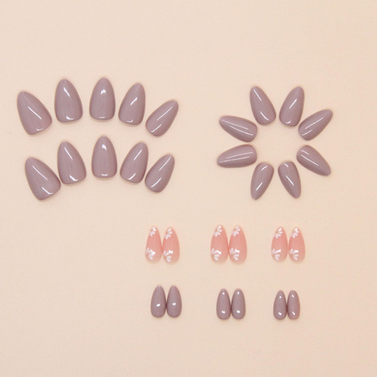 Vue des faux ongles pressés MAOTTIE, taille et design variés