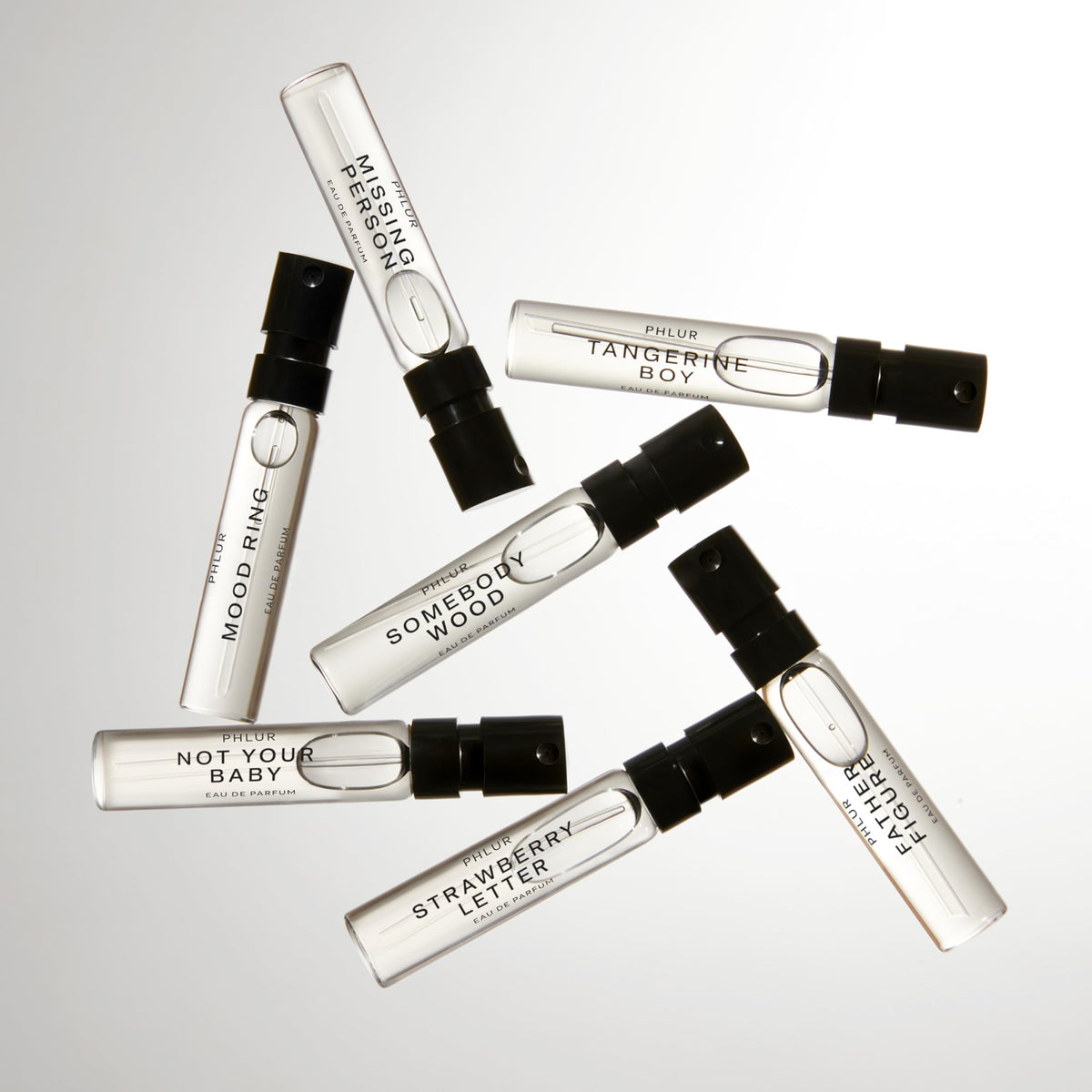 Vue du coffret découverte de parfums PHLUR avec emballage
