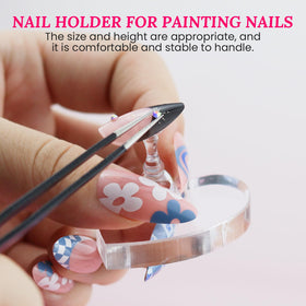 Vue du support d'ongles avec plusieurs designs de nail art