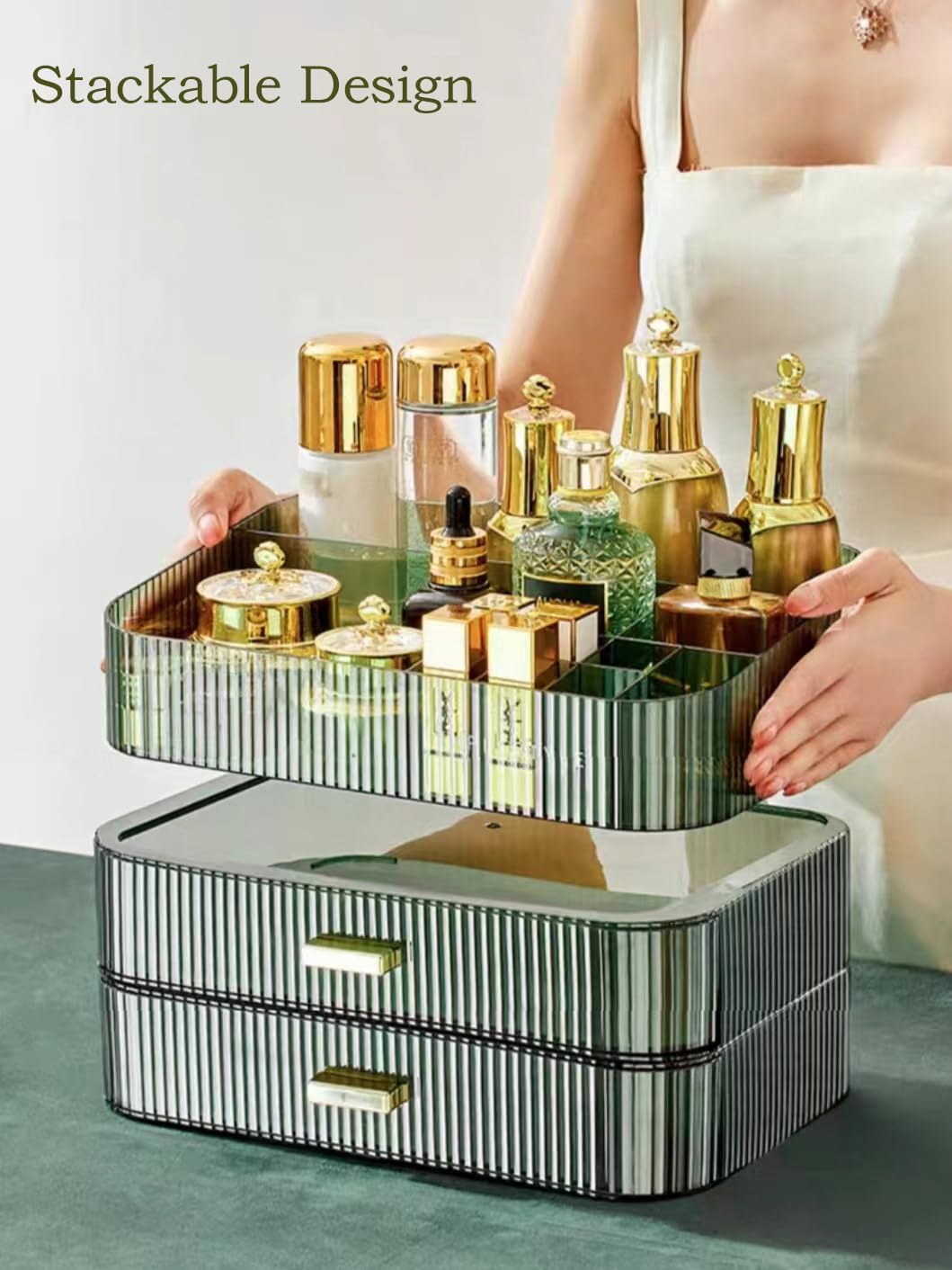 Vue latérale de l'organisateur de maquillage MIUOPUR