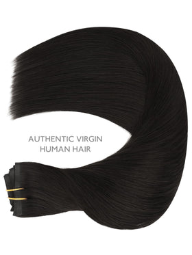 Vue latérale des extensions capillaires Wennalife sur une surface claire