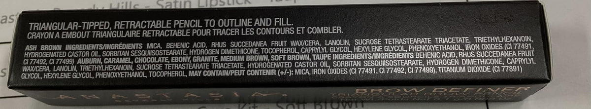 Vue latérale du crayon à sourcils Anastasia Beverly Hills