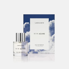 Vue latérale du flacon de Lake & Skye Azure Eau de Parfum 50 ml