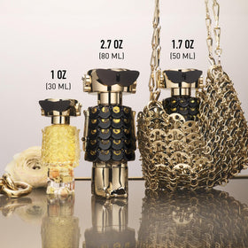 Vue latérale du flacon de parfum Rabanne Fame montrant le design