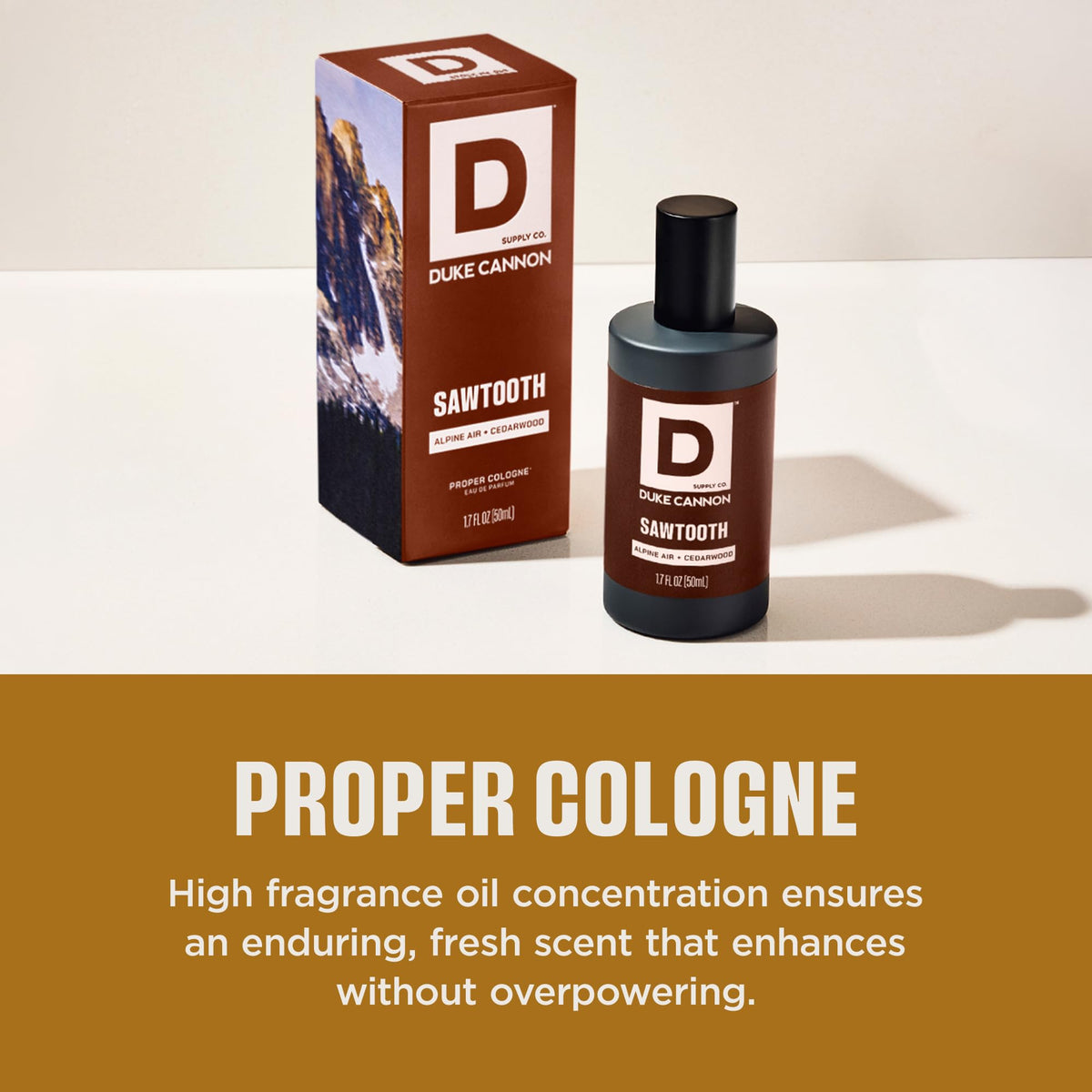 Vue latérale du flacon Duke Cannon Proper Cologne