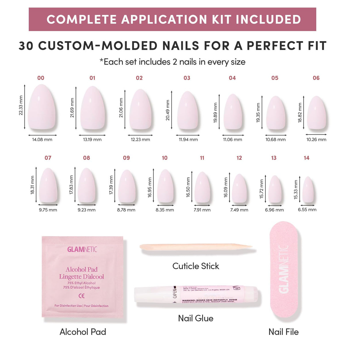 Vue rapprochée des faux ongles Glamnetic avant application
