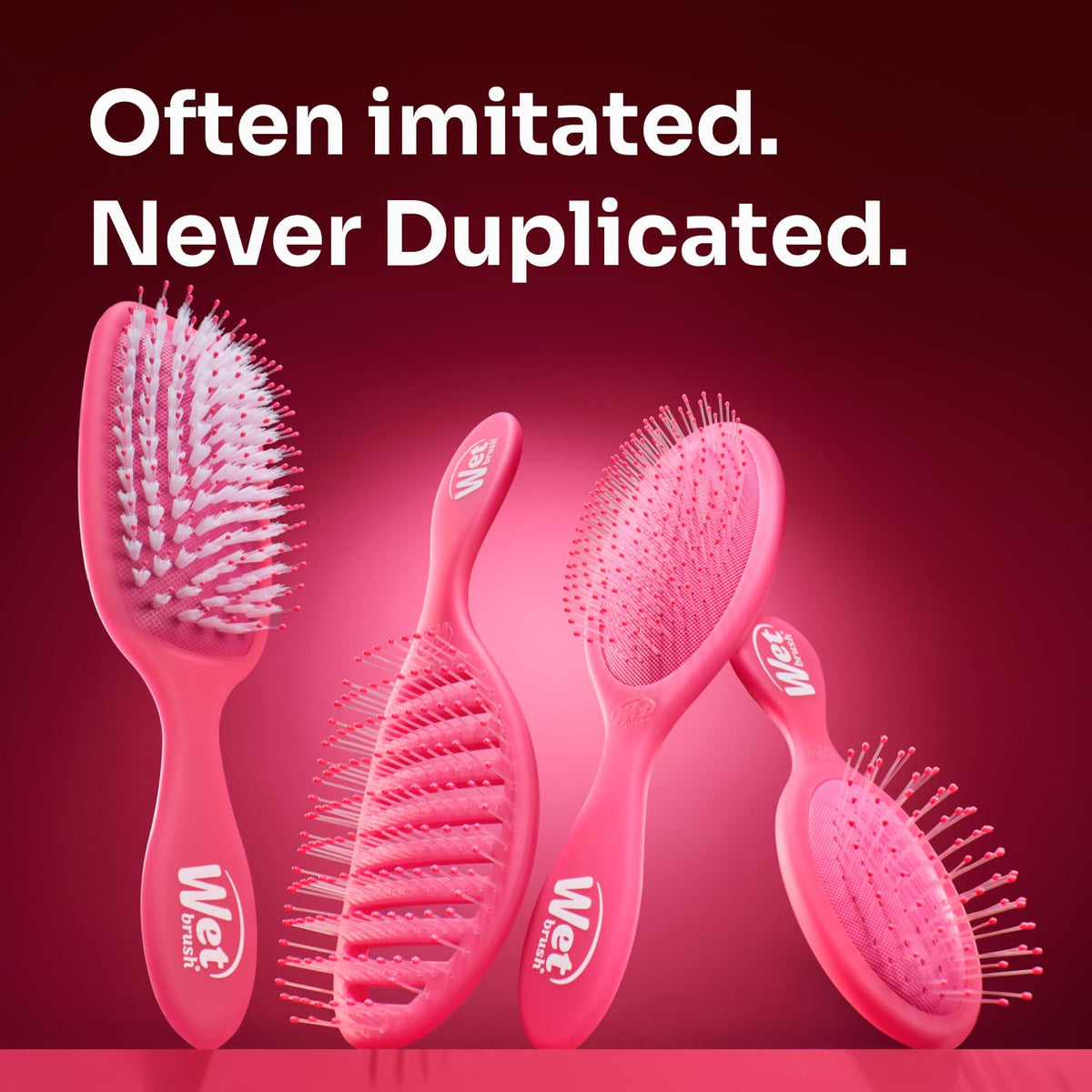 Wet Brush Brosse Démêlante Originale Édition Limitée Cerise avec cheveux démêlés