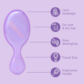 Wet Brush Mini Démêlant Prismatic Glow Violet en utilisation sur cheveux