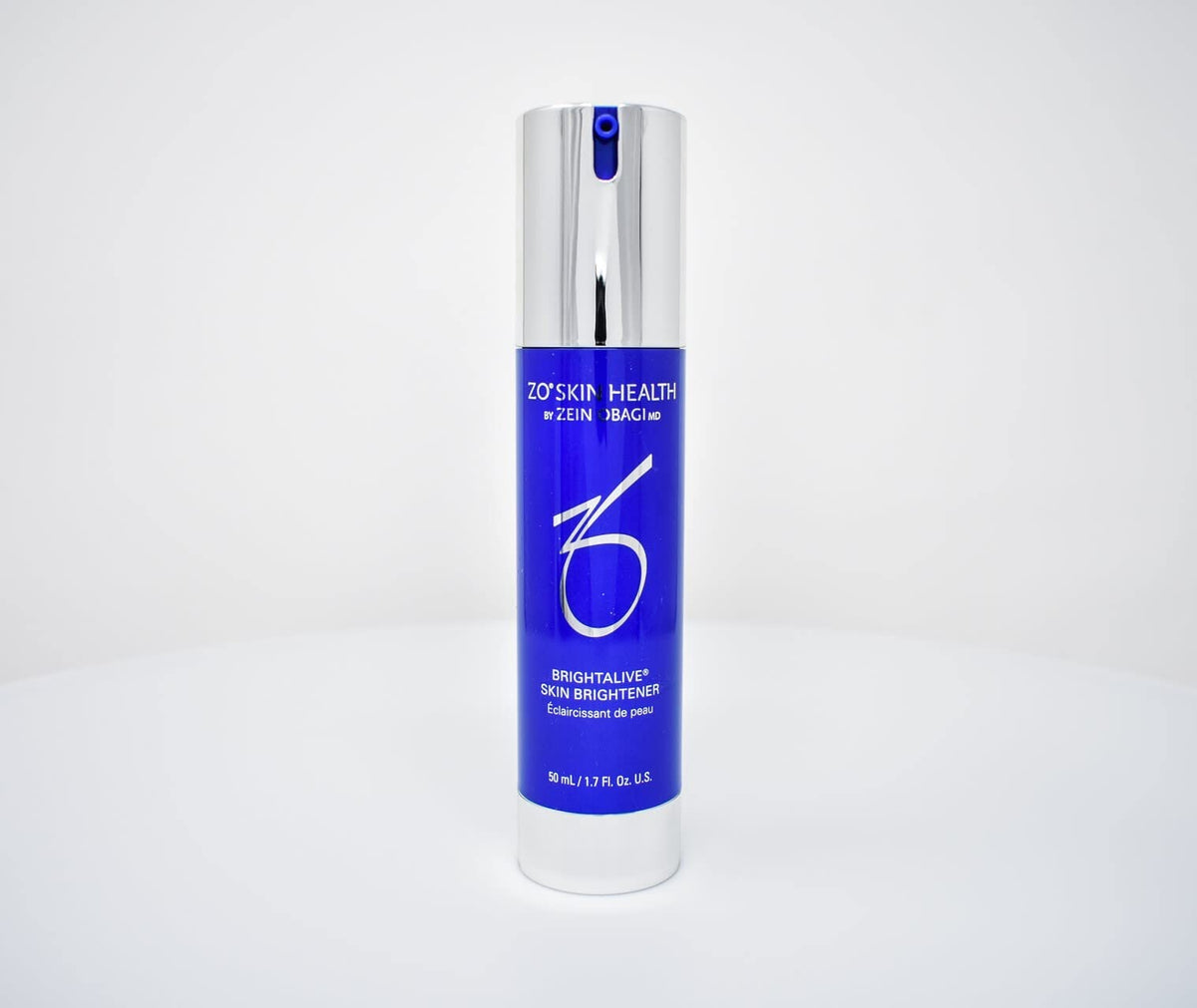 ZO SKIN HEALTH Brightalive Crème Éclaircissante 50ml en application sur la peau