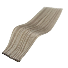 Zoom sur les cheveux Remy des extensions Full Shine