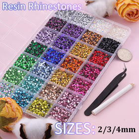 Zoom sur les strass en résine de 2 mm, 3 mm et 4 mm